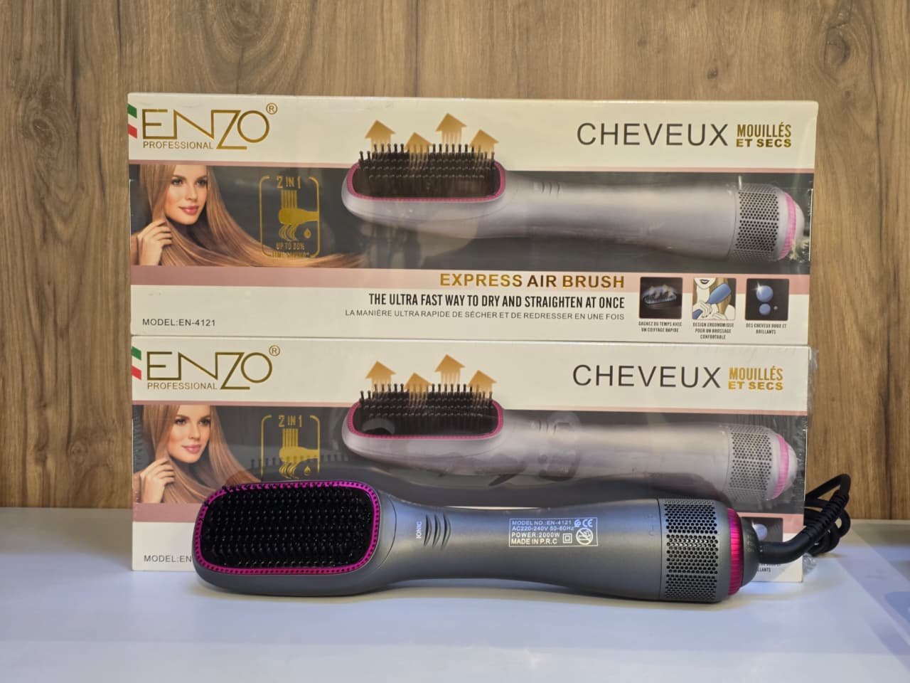 Enzo Air Drying Brush and Hair Straightener EN-4121 - ﻓﺮﺷﺎﺓ ﺗﺠﻔﻴﻒ ﻫﻮﺍﺋﻲ ﻭ ﻛﻮﻱ ﺍﻟﺸﻌﺮ انزو - الصورة 2